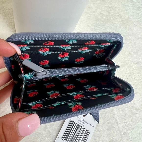Vera Bradley RFID Small Wallet NWT - Picture 3 of 3